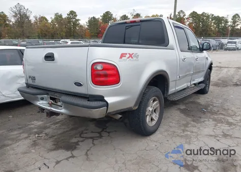 2002 Ford F-150 Lariat/Xlt z USA, uszkodzony, nr VIN 1FTRW08LX2KB72371